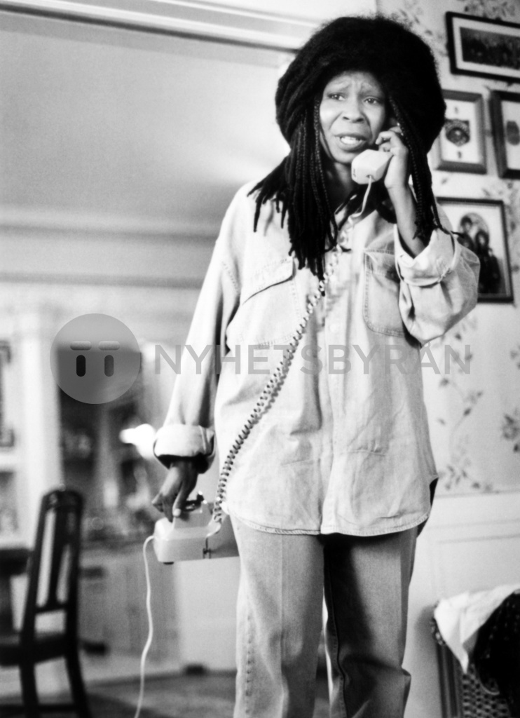 NATIONAL LAMPOON'S LOADED WEAPON I, Whoopi Goldberg, 1993, ©New Line