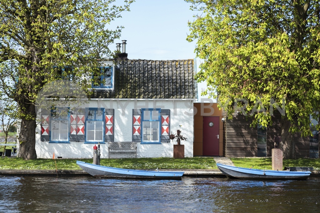 Netherlands southern holland province lisse house on edge lisse canal near keukenhof