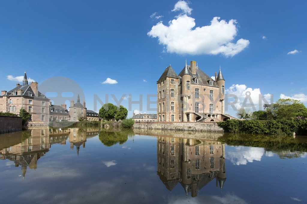 France loiret bellegarde th century bellegarde castle named castle des
