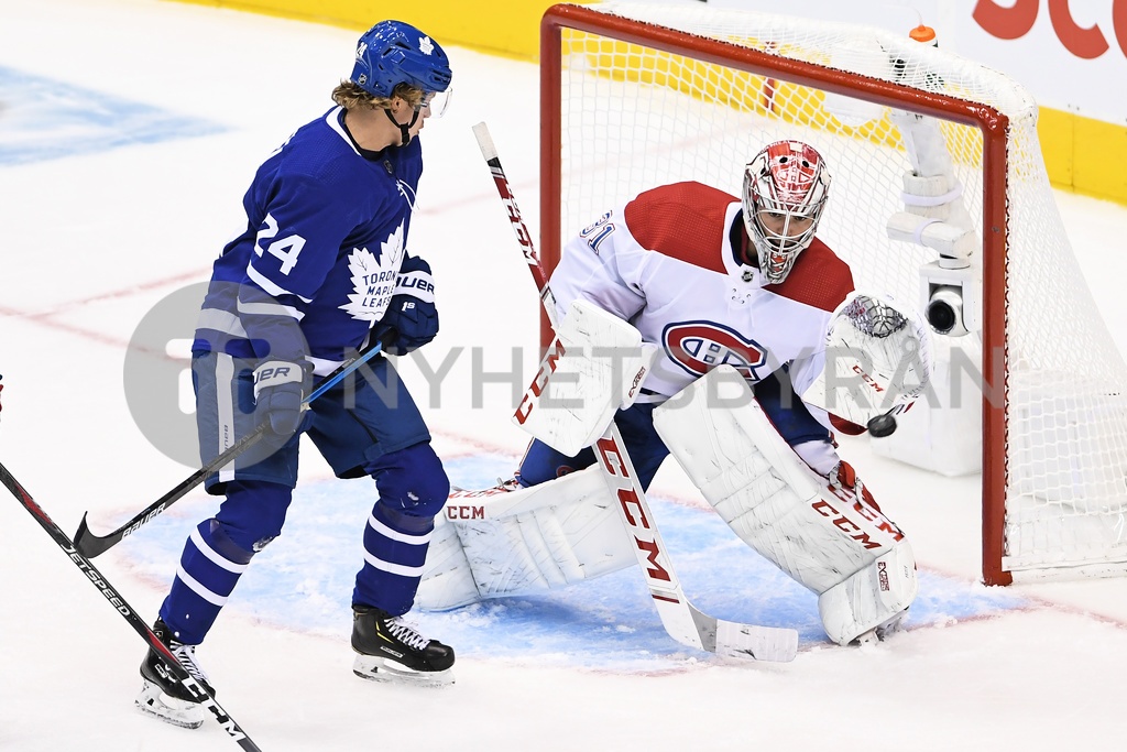 TORONTO, ON - OCTOBER 05: Montreal Canadiens Goalie Carey Price (31 ...