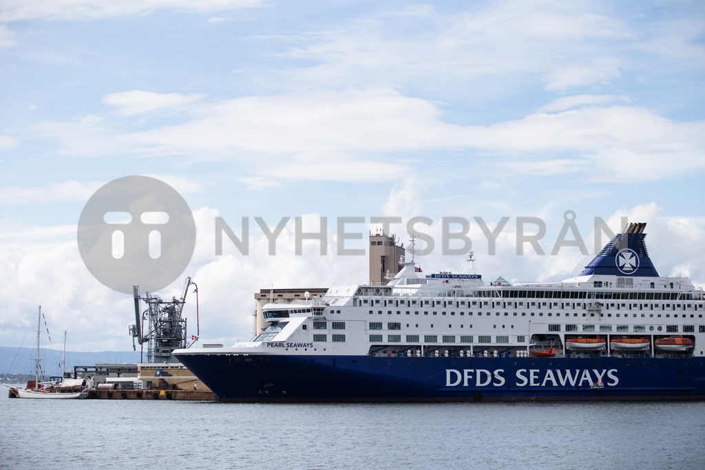 DFDS паром грузовой