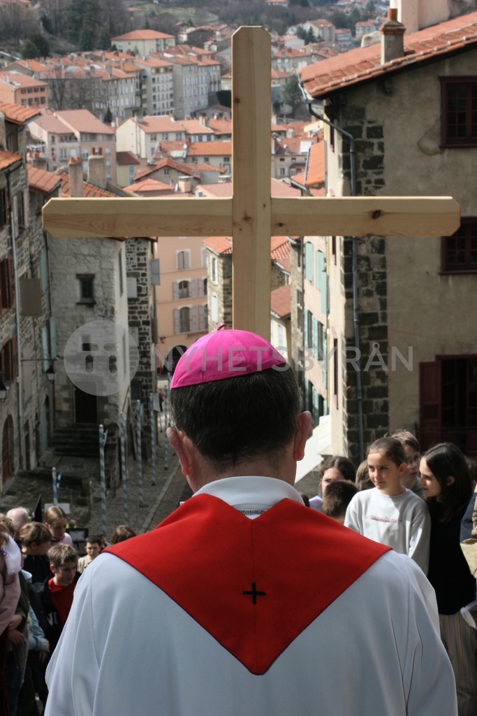 Easter Friday Stations Of The Cross - B