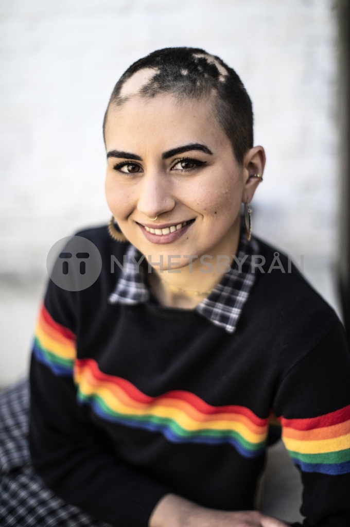 Heloise Byfield, 26, who has shaved her hair off after suffering from